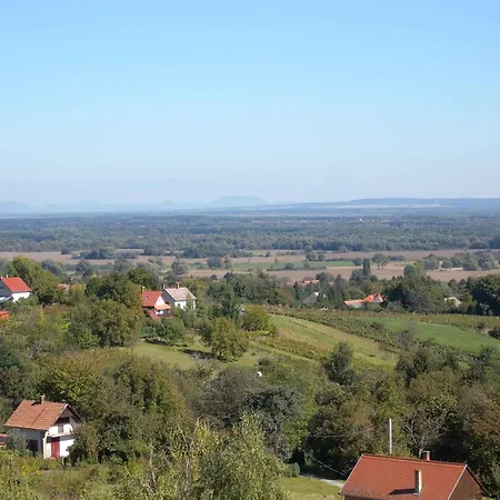 דירה In - Thermalbad 20675 *